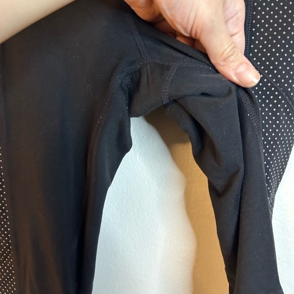 Athleta Dot Be Free Tight Leggings - Picture 5 of 7